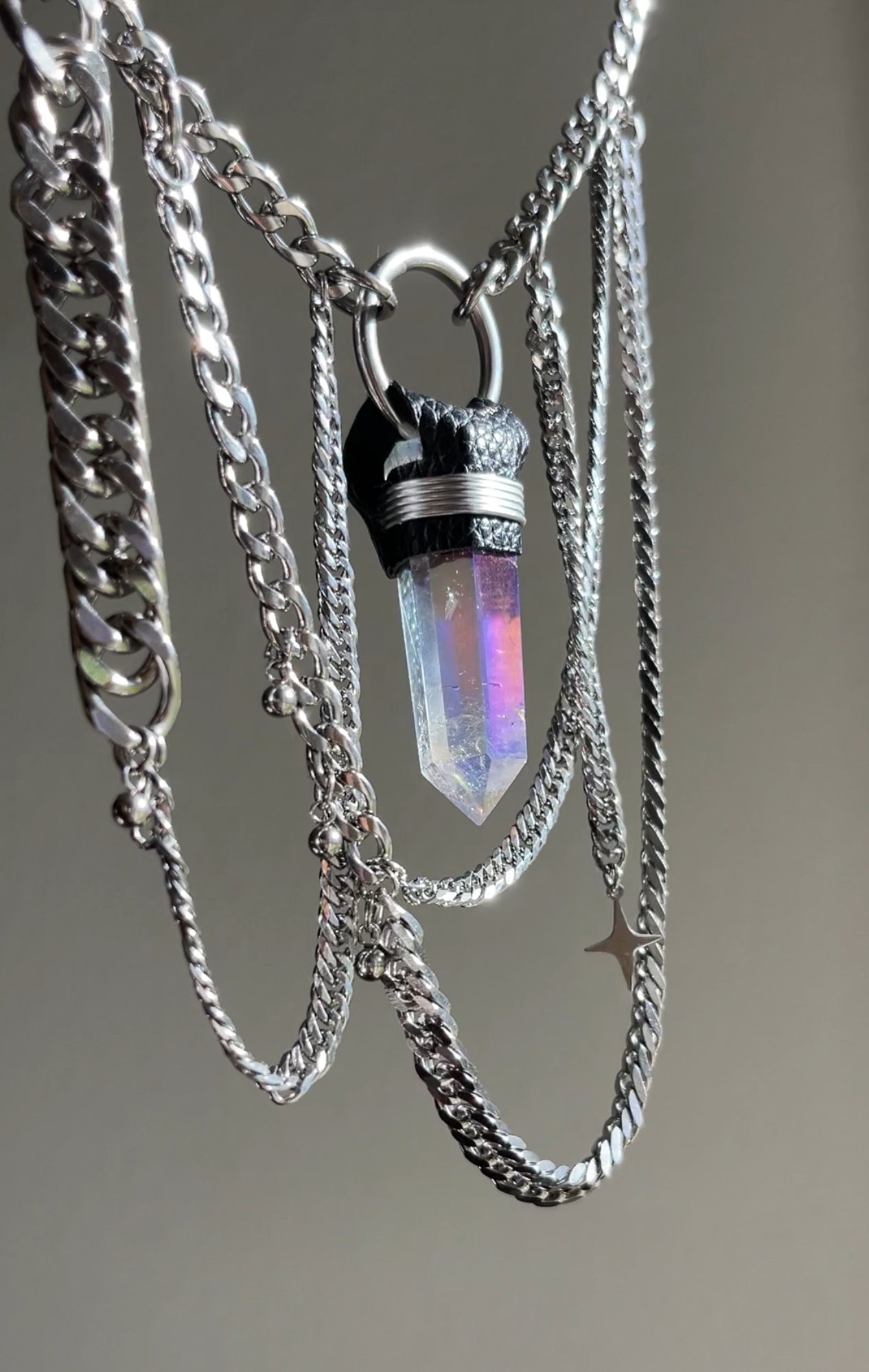 Magnetism Pendant
