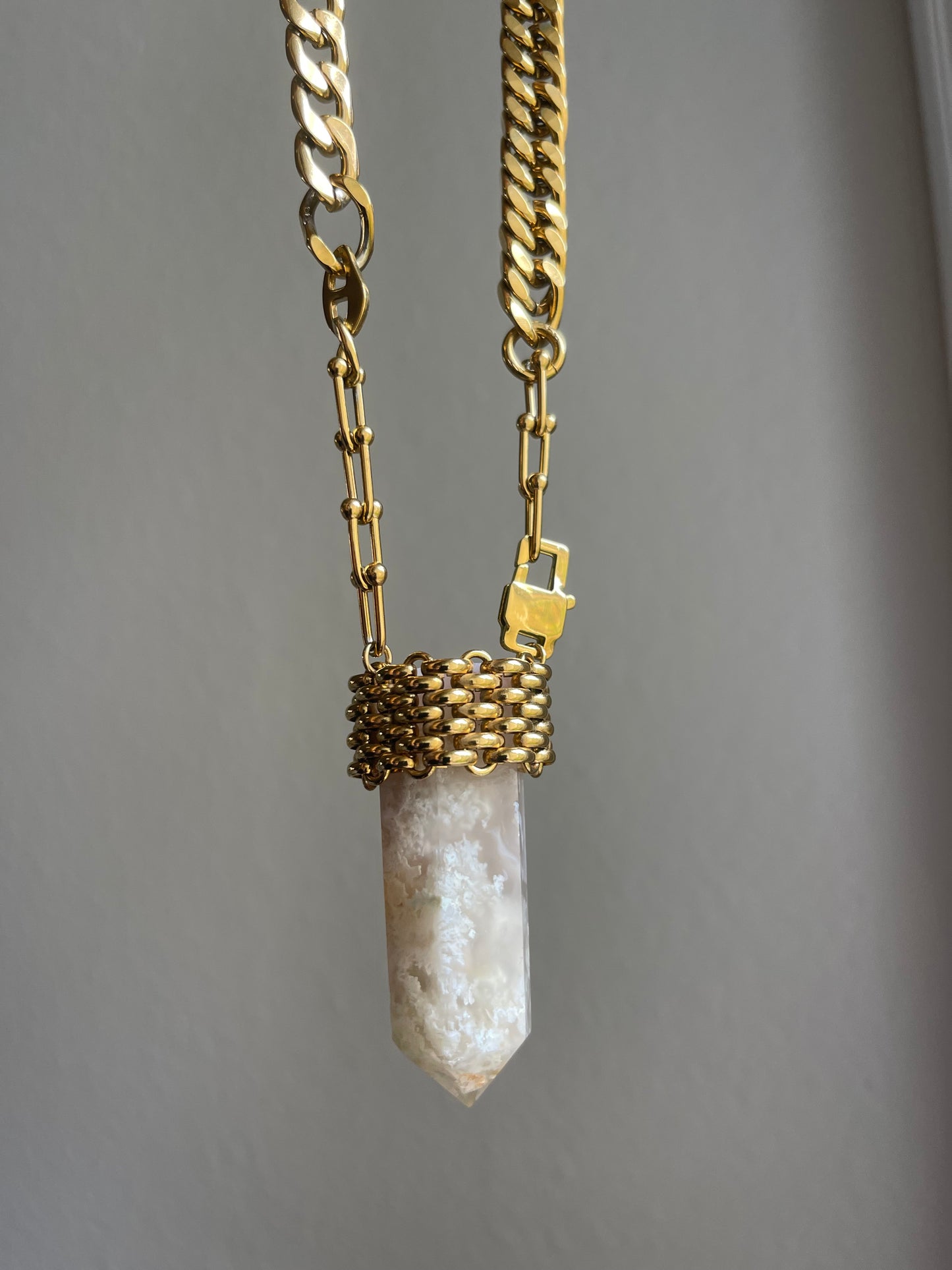 Flower Agate choker
