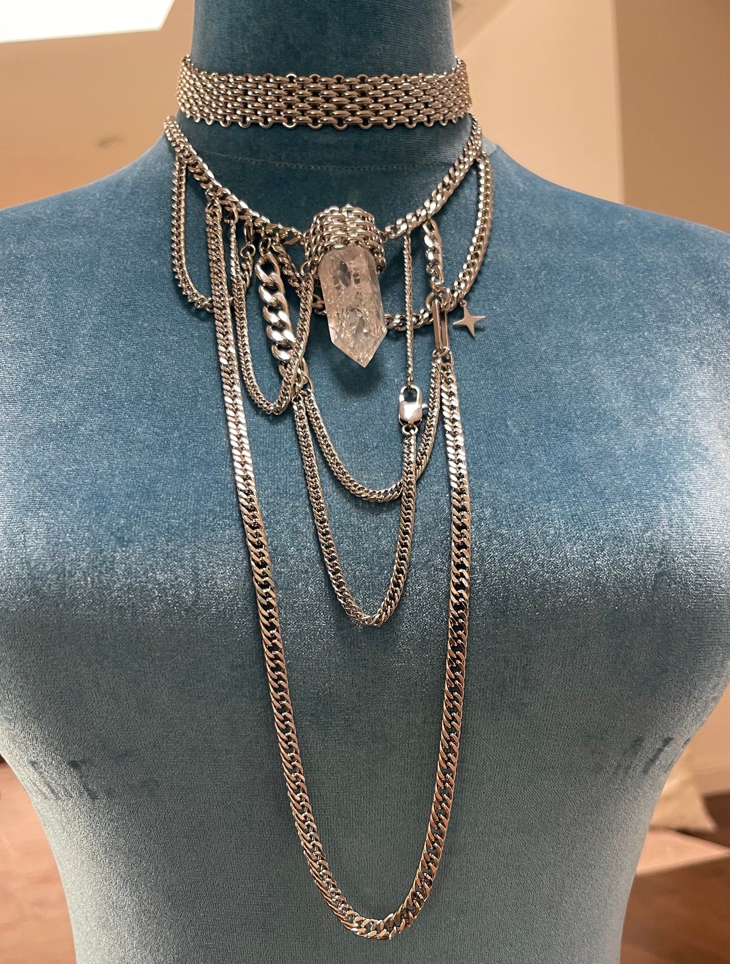 Crackle Quartz Drop Layer Choker